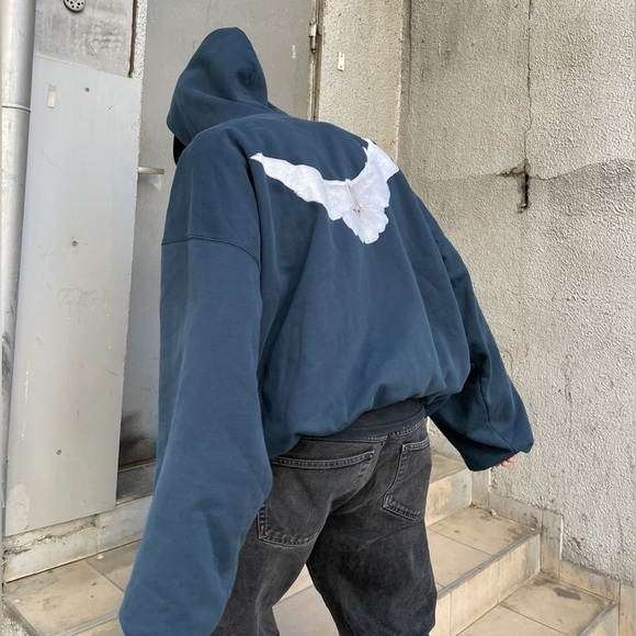 Yeezy Gap Engineered by Balenciaga Dove Hoodie - Picture 4 of 10